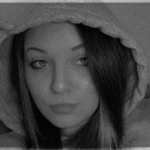 Meet your Posher, Kendra